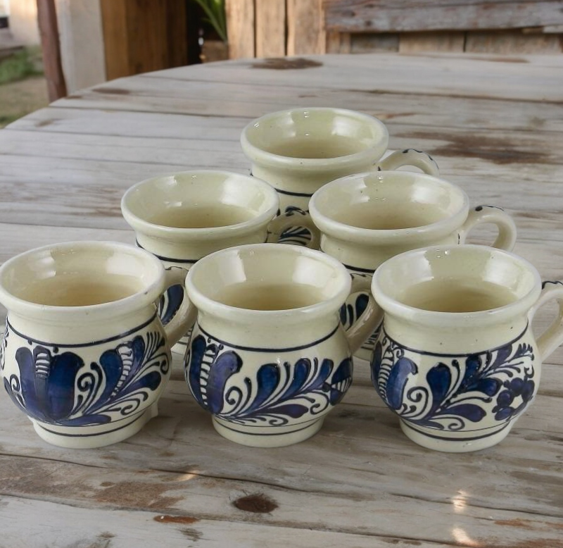 Set 6 Cani Traditionale din Ceramica, Pictate Manual