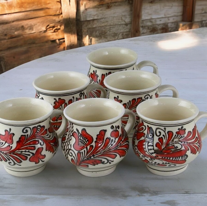 Set 6 Cani Traditionale din Ceramica, Pictate Manual