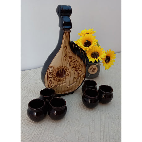 Set sticla in forma de Mandolina cu 6 pahare, Ceramica