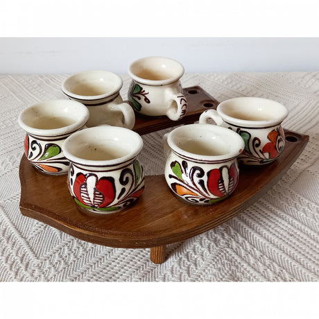 Set 6 cescute Ceramica Traditionale pe suport de Lemn Potcoava, 25 ml