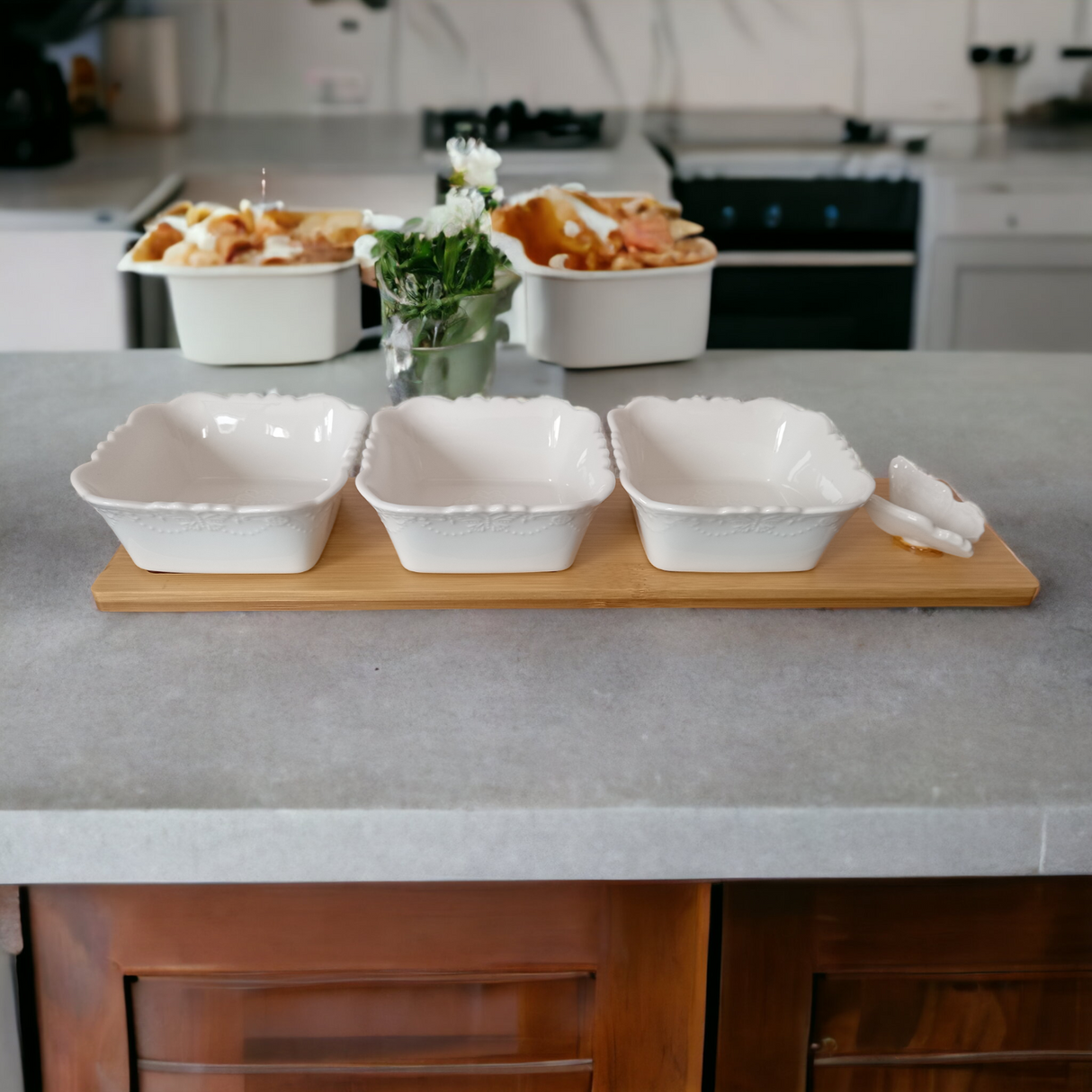 Set 3 sosiere 10x10x4 cm Ceramica pe suport 38x9 cm Bambus, Albe