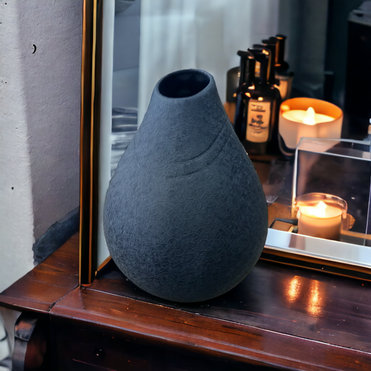 Vaza Decorativa, Ceramica, Forma de Para, Negru Mat, 25x20 cm