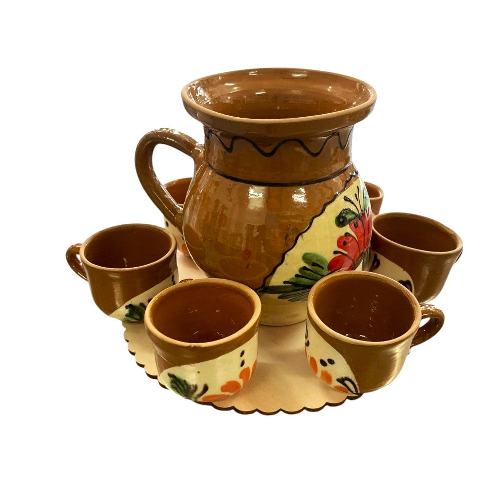 Set Ulcior 500 ml cu 6 cescute 50 ml, lut pictate, pe platou lemn