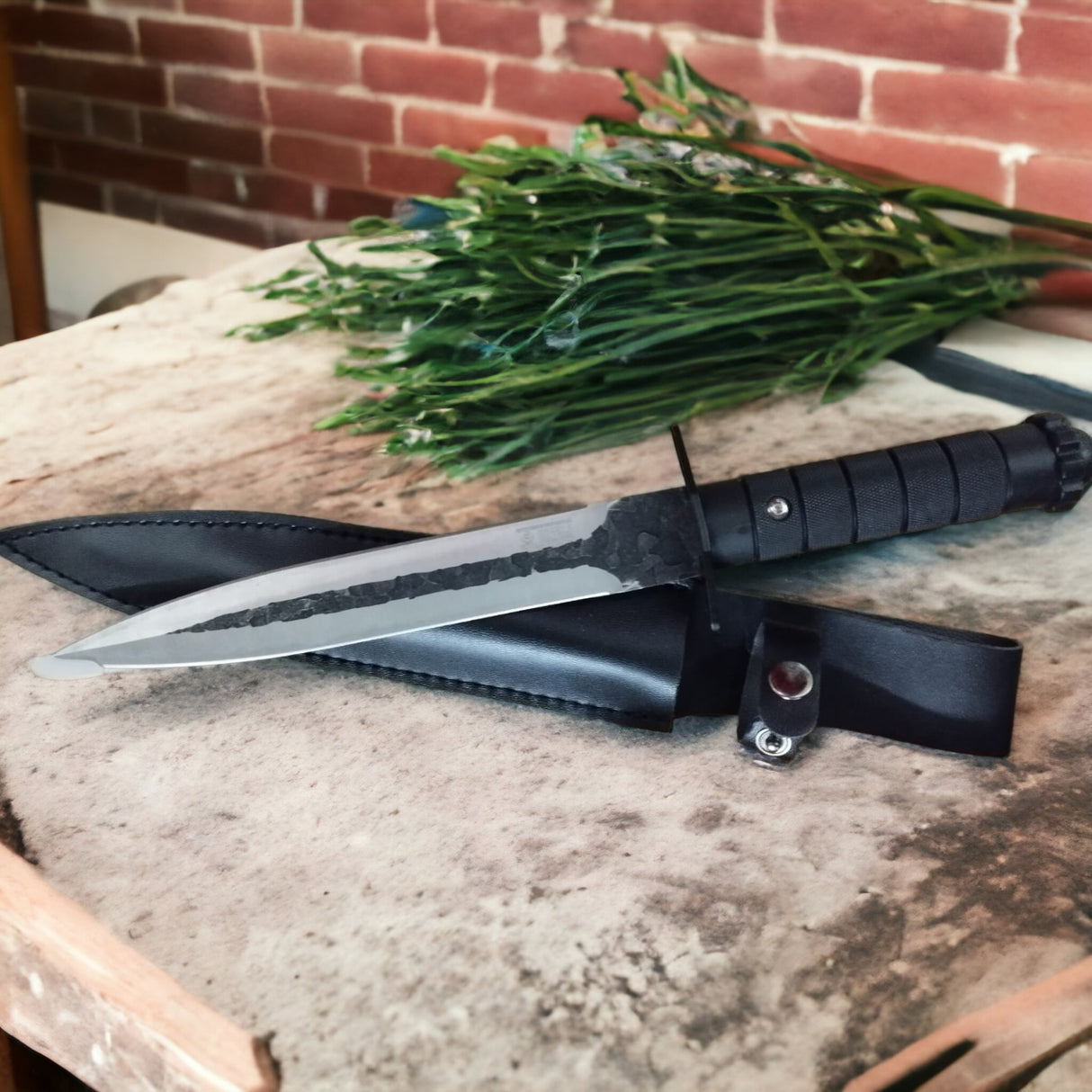 Cutit tip Baioneta cu Teaca inclusa,226g,20x33 cm