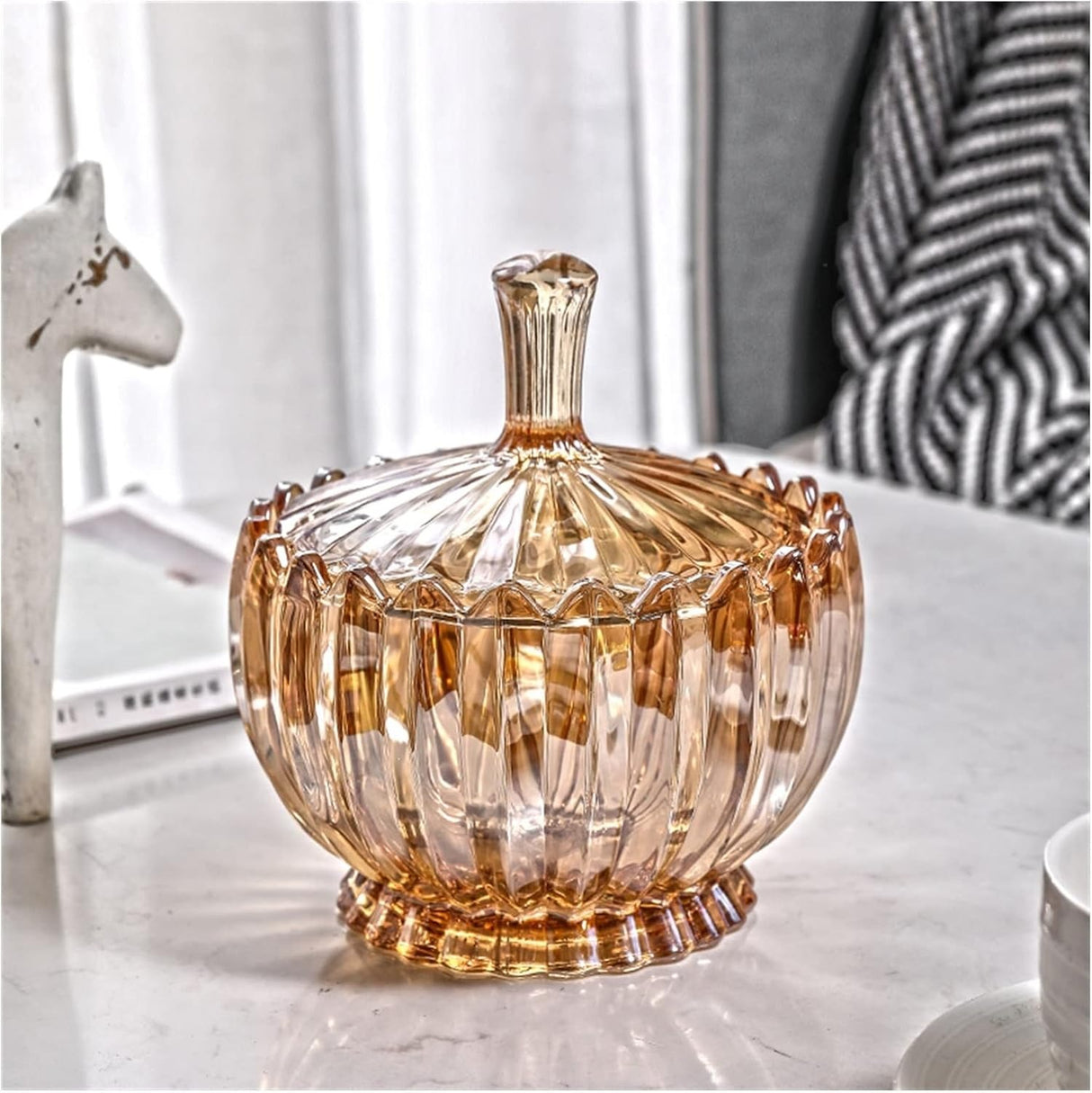 Bomboniera din sticla Amber cu capac,15 x 15 cm