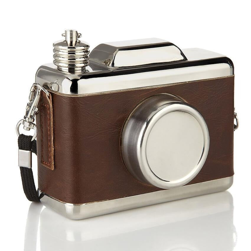 Plosca in forma de Aparat Foto 325ml