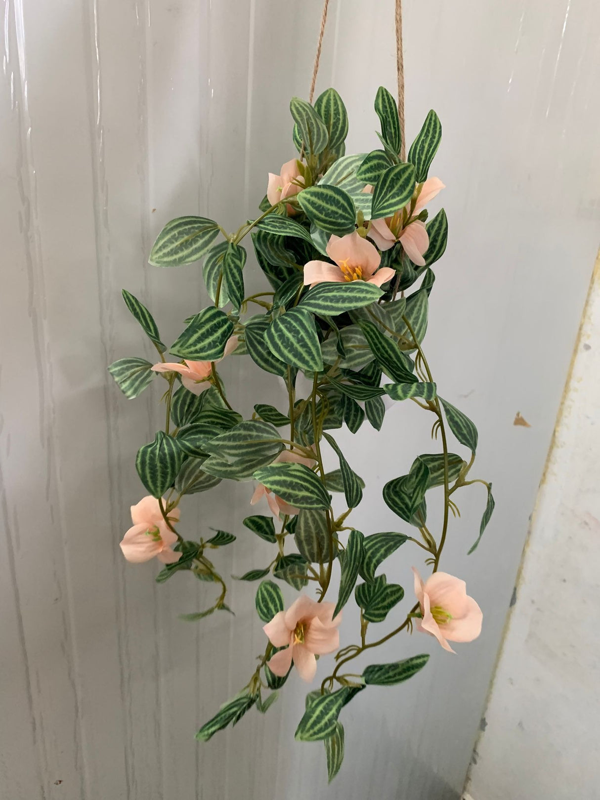 Geanta cu 18 Accesorii multifunctionale pentru gratar cu maner din memn 43x30x7.5 cm