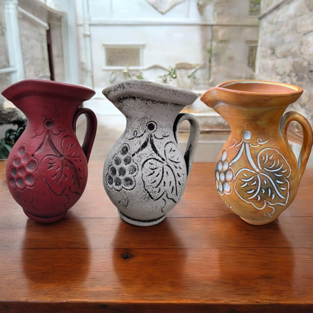 Set 3 Carafe pentru Vin alb, rose si rosu, Ceramica, confectionata manual , 1 Litru