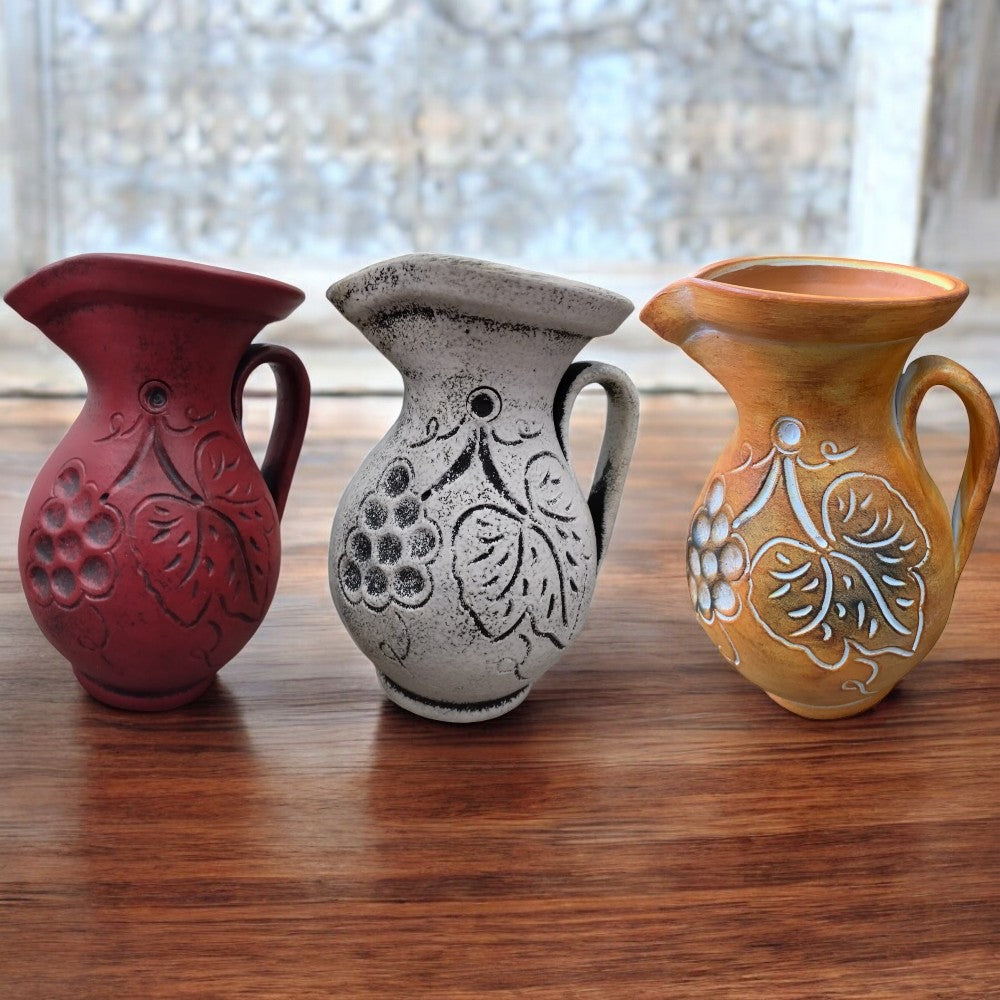 Set 3 Carafe pentru Vin alb, rose si rosu, Ceramica, confectionata manual , 1 Litru
