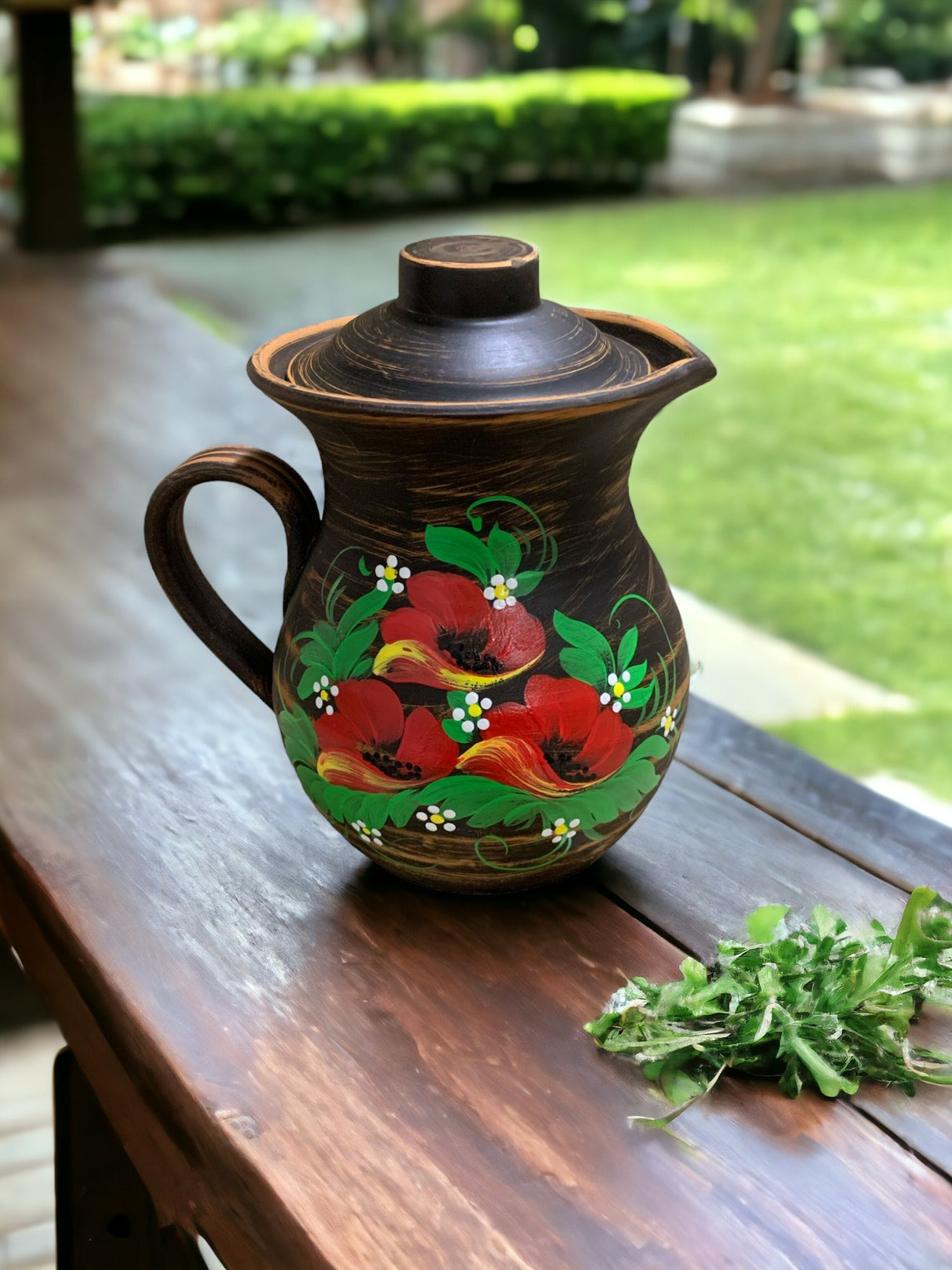 Ulcior cu capac, Angob, Lut rosu, Model Pictat Floral, Carafa 1.7 l