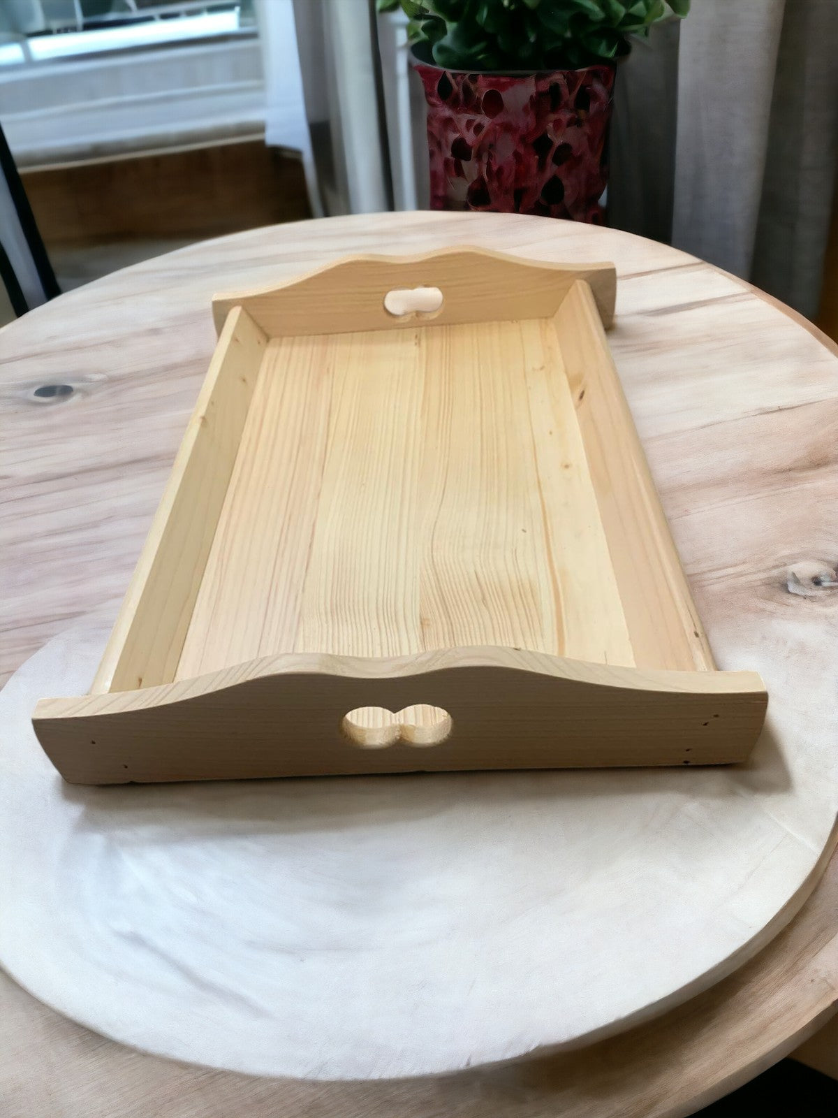 Tava servire din lemn de brad cu Manere , 44x28x4 cm