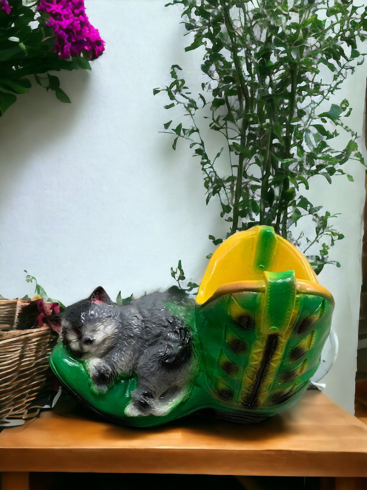 Ghiveci Bocanc cu Pisica,Polirasina,28x16x20 cm