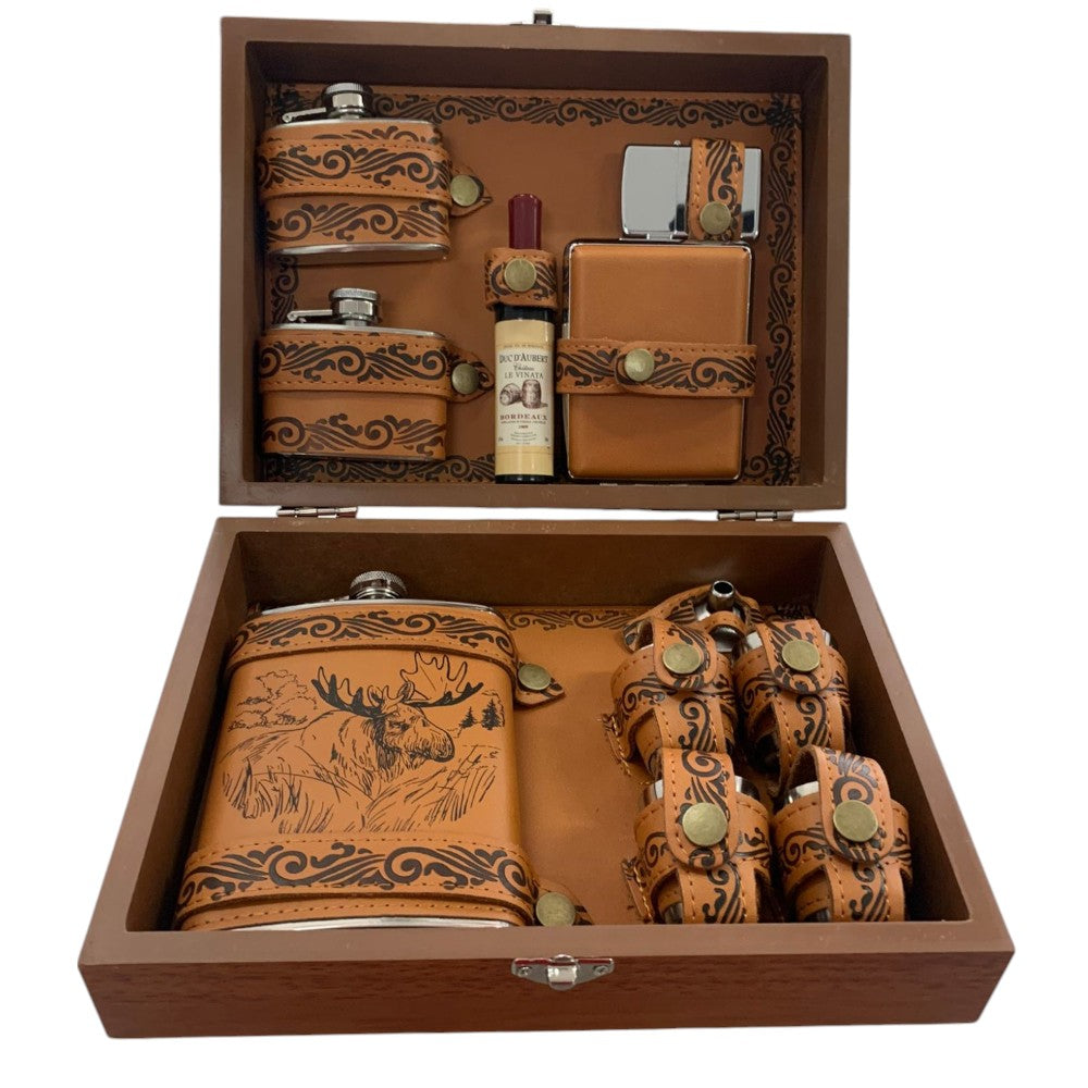 Set cadou Plosca ,doua sticle si Accesorii in cutie Elaganta de lemn