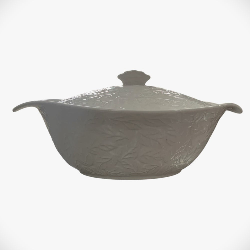 Supiera din Portelan cu Manere si Capac