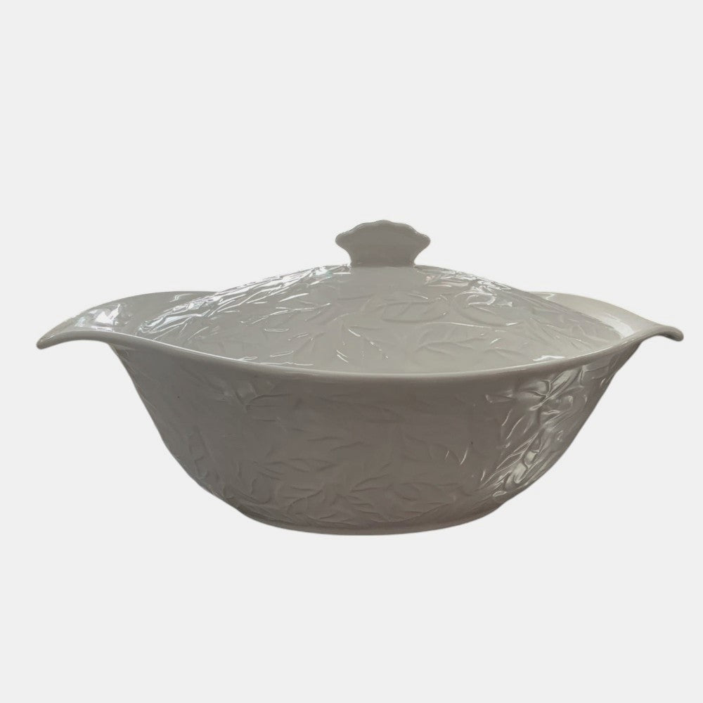 Supiera din Portelan cu Manere si Capac