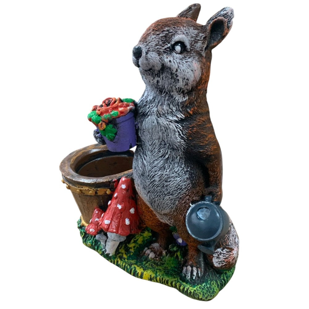 Decoratiune/Figurina de gradina veverita cu ghiveci, Ceramica,Pictata , 32x26 cm