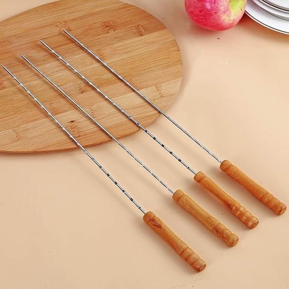 Geanta cu 18 Accesorii multifunctionale pentru gratar cu maner din memn 43x30x7.5 cm