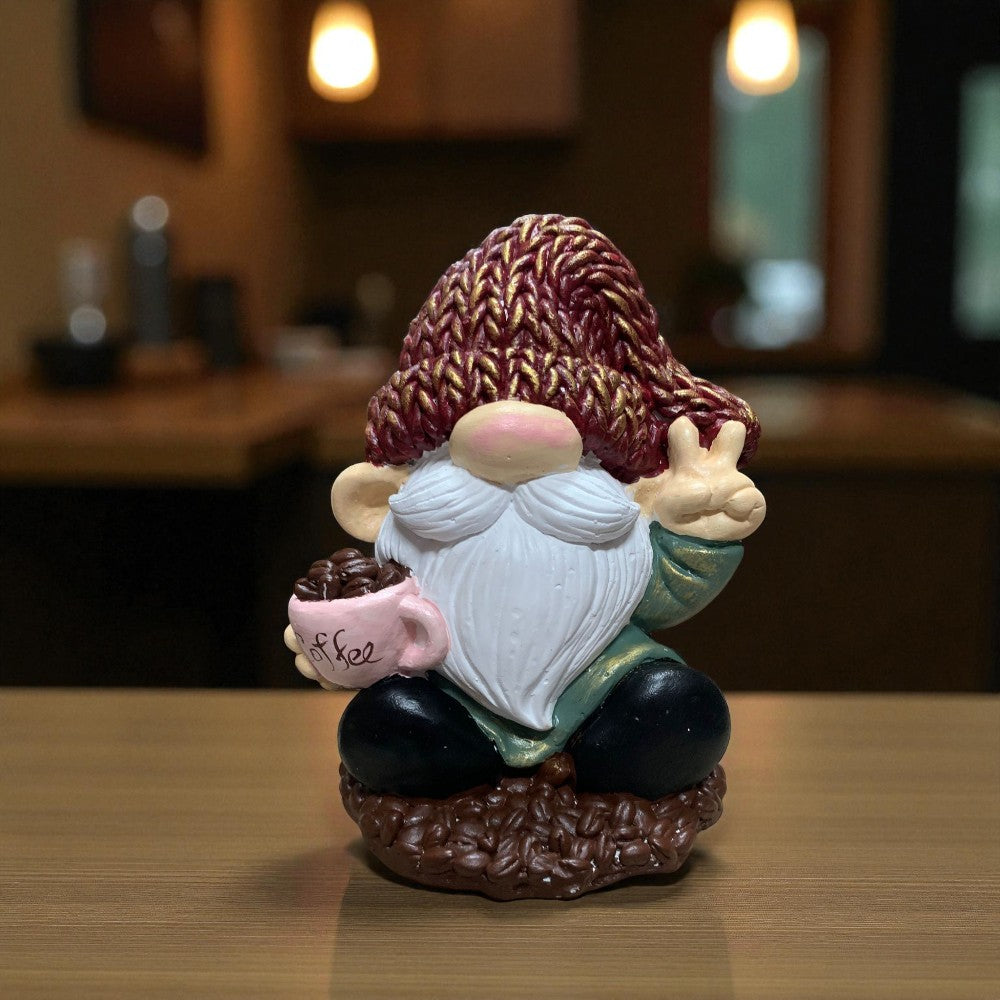 Figurina / Decoratiune pictata manual,rasina, Spiridusi , 20.5 cm