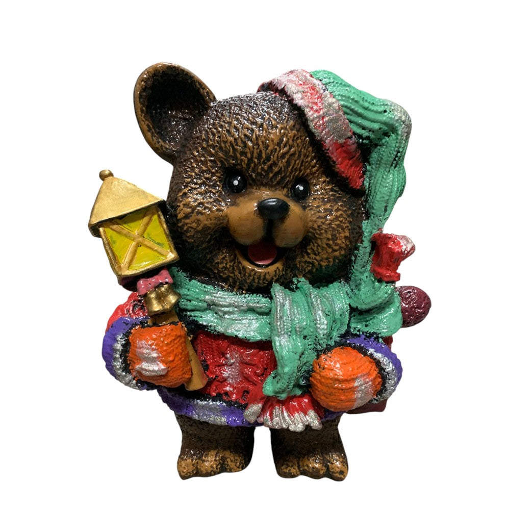 Figurina/Decoratiune Ursulet cu Felinar, pictata manual, rasina, 40 cm