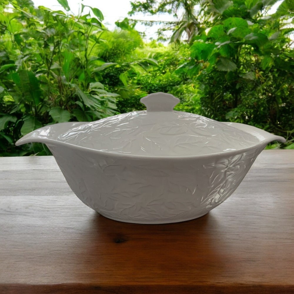 Supiera din Portelan cu Manere si Capac