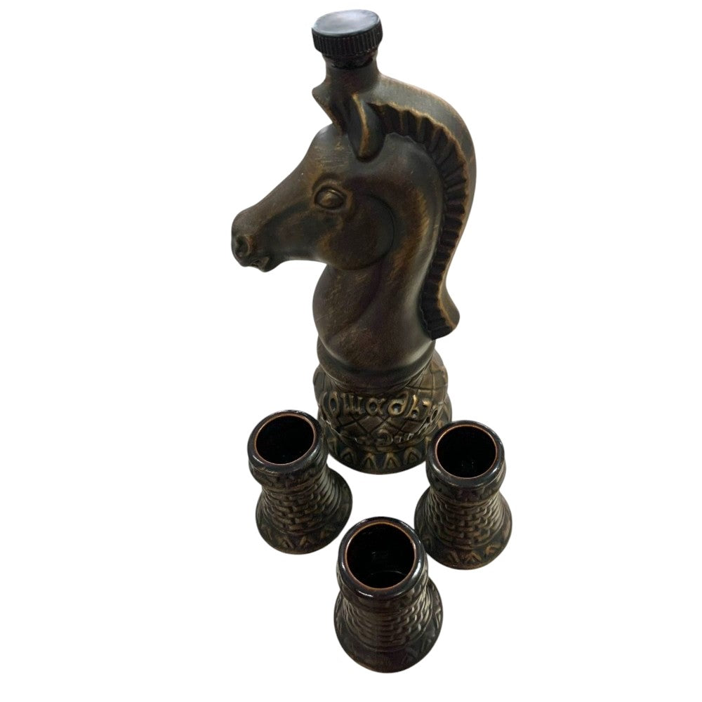 Set servire bautura ceramica, Cal de sah cu trei pahare, Negru