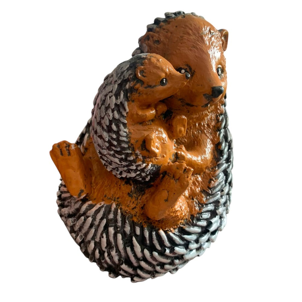 Decoratiune pentru Gradina, Familie de Arici, Polirasina, 26 / 17 cm