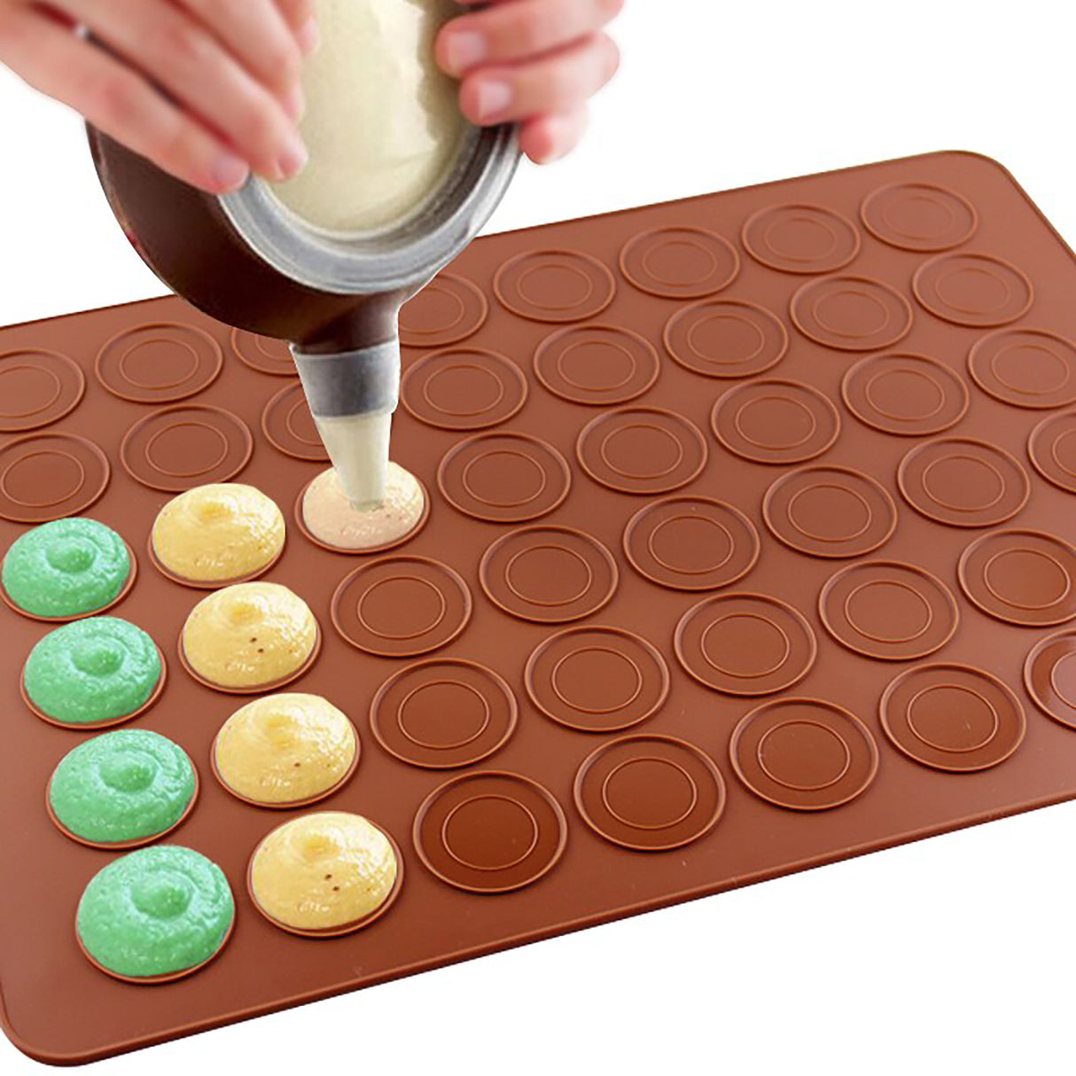 Covoras din Silicon pentru Macarons, 30 cavitati rotunde, 21.5x29.5 cm