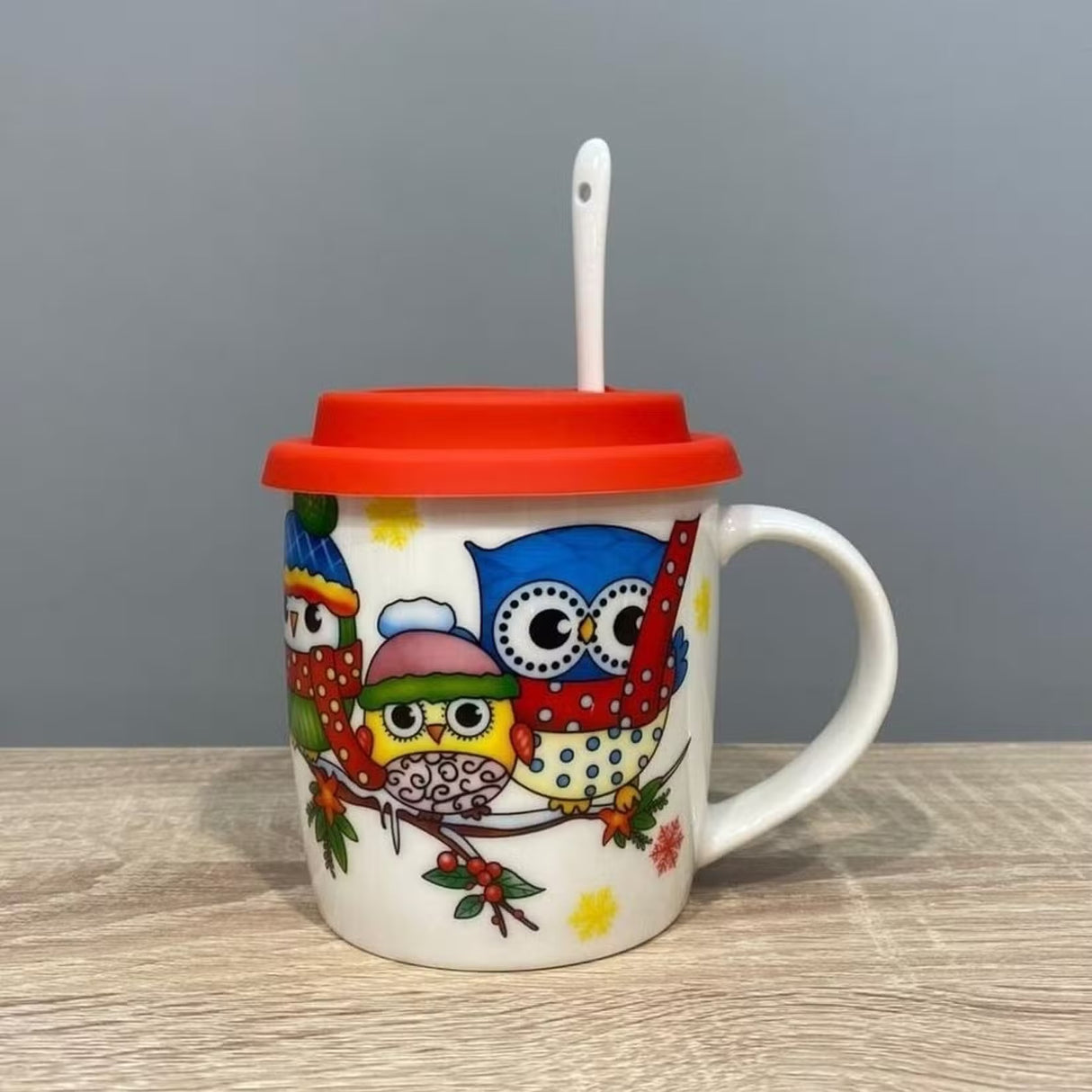 Cana ceramica model Bufnita cu capac silicon si lingurita ,370 ml