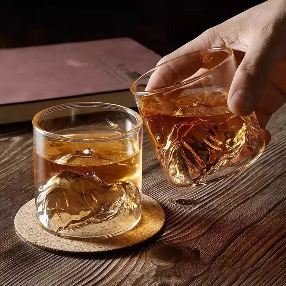 Pahar din sticla Borosilicata pentru Whisky 3D, Mountain, 300 ml