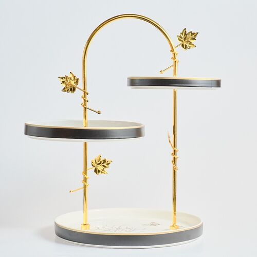 Set Etajat cu 3 Platouri Portelan si Suport Metalic Auriu, Luxury Collection