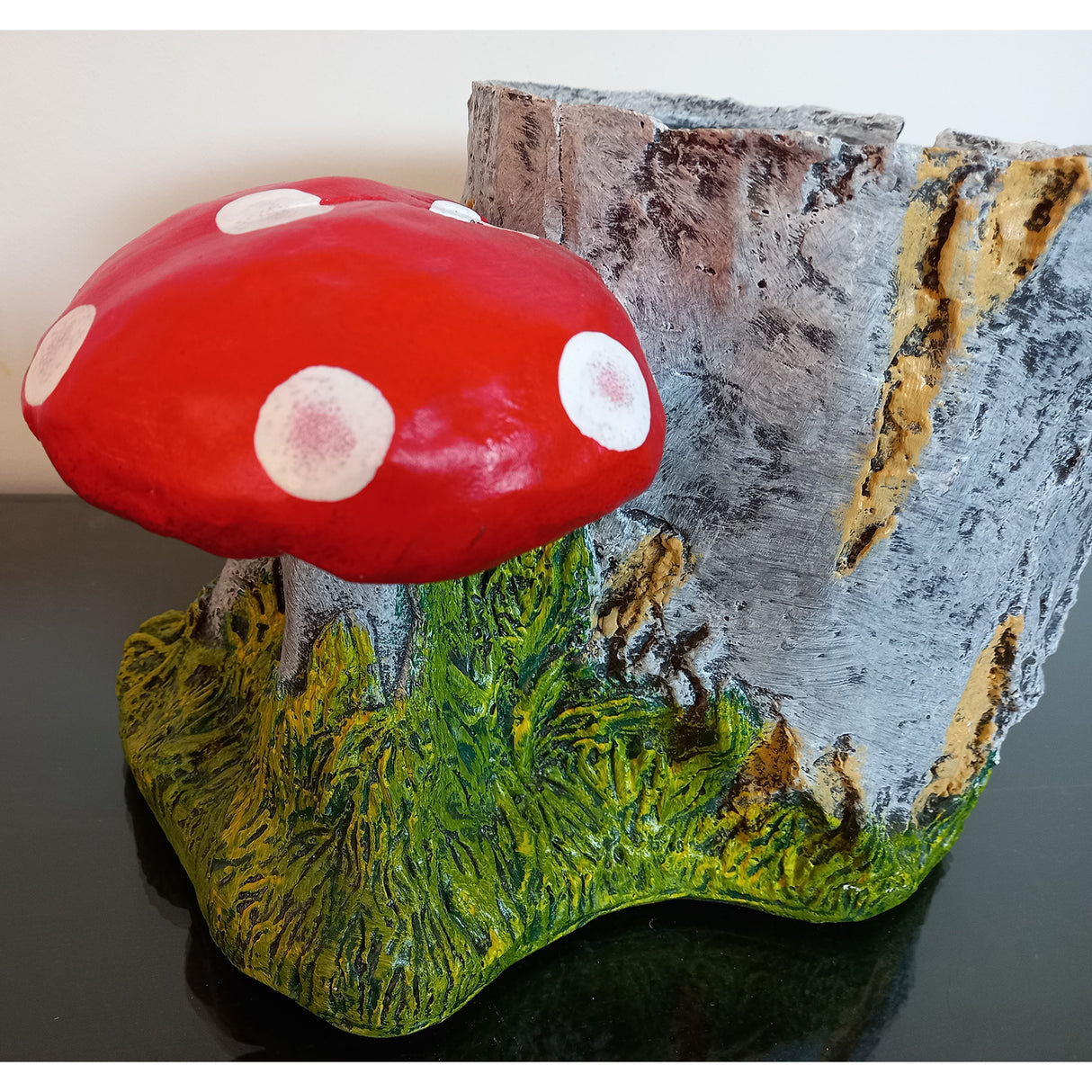 Ghiveci decorativ, Model Buturuga cu Ciuperci, Polirasina, 30x20 cm