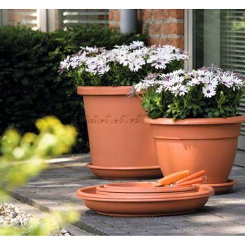 Ghiveci din Plastic cu Tava, Culoare Teracota, nr 8, 4.5 l, 20x18 cm