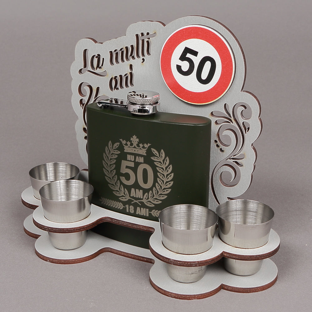 Set plosca cu 4 pahare din inox, 16.5x20 cm