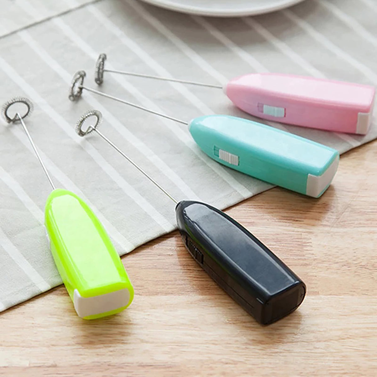 Mini Mixer elextric cu baterii pentru a face spuma de Lapte sau Capucino, 20 cm