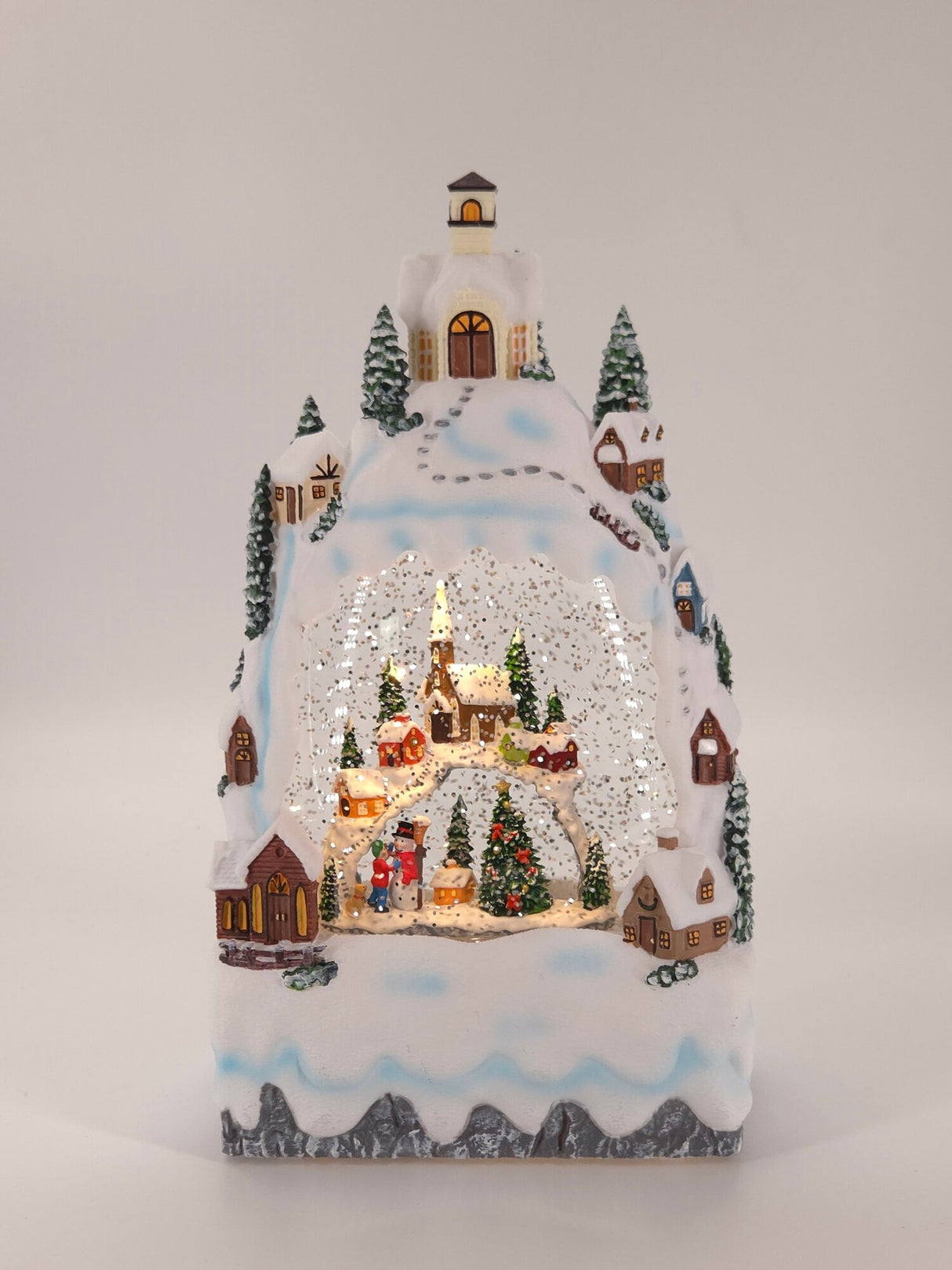 Decoratiune Muzicala - Casa de Anul Nou cu om de zapada, cu apa si scilipic miscator , 28x15 x10 cm