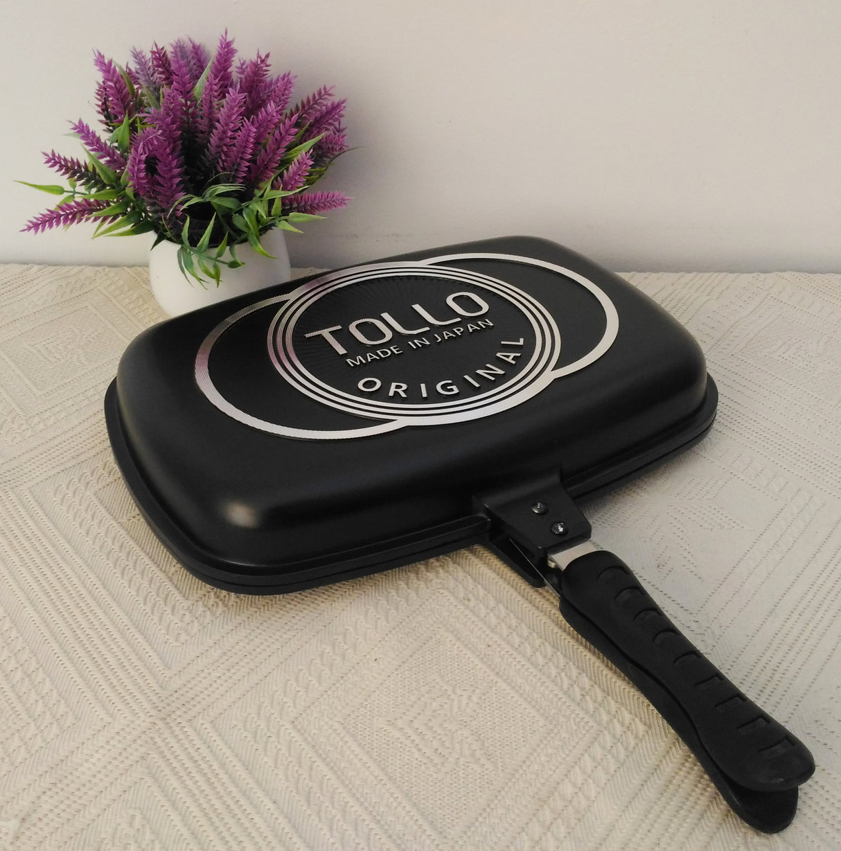 Tigaie Grill dubla Tollo din Aluminiu cu invelis antiaderent si maner cu Magnet, 36cm