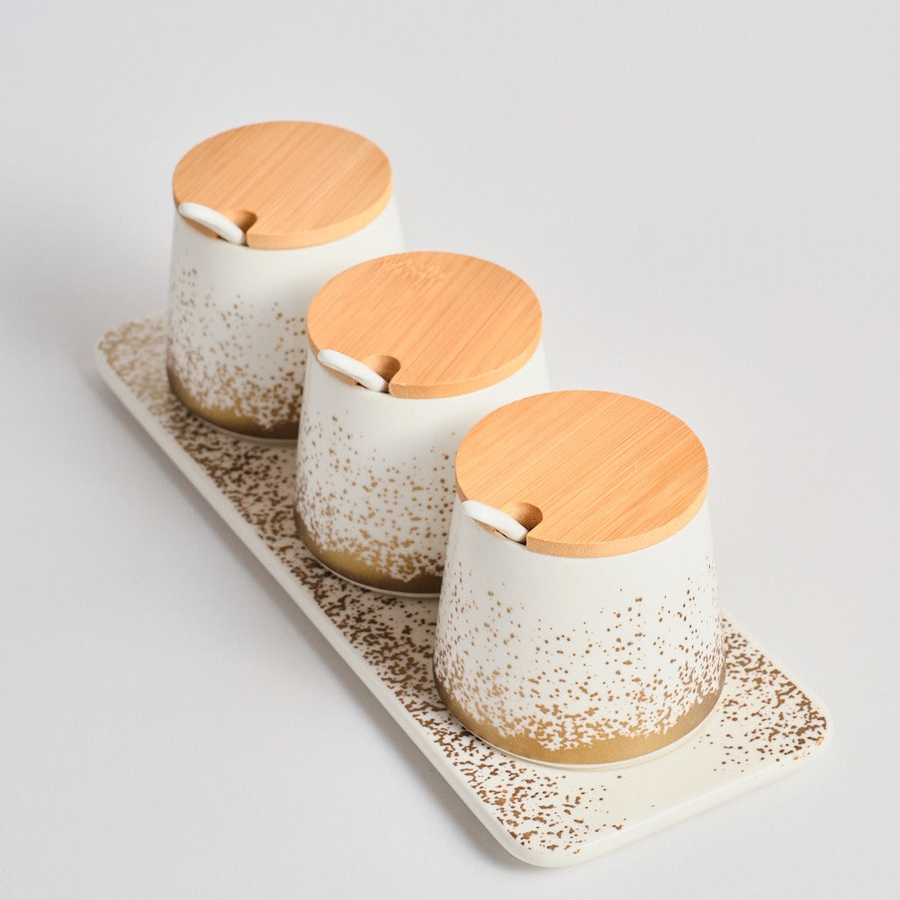 Set 3 Recipiente pentru Condimente,Tavita si Lingurite din Portelan, cu Capac din Bambus