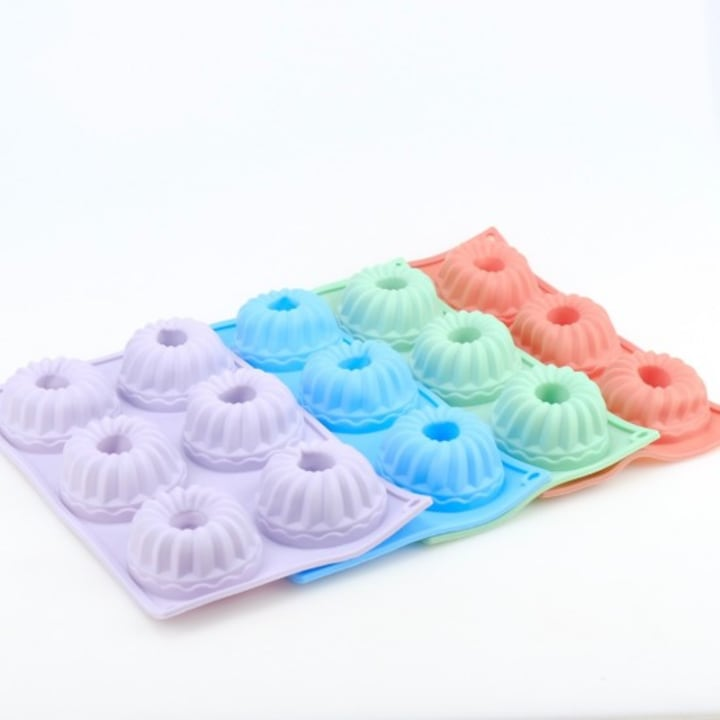 Forma prajituri din silicon 6 compartimente, 29x17x3,5 cm