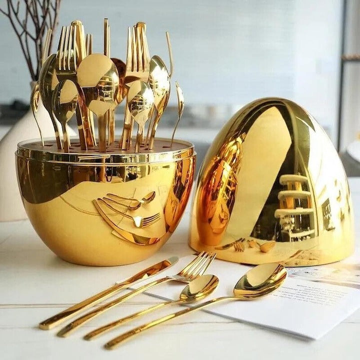 Set 24 de Tacamuri in Suport Ou, Metal, 30x20 cm, Auriu