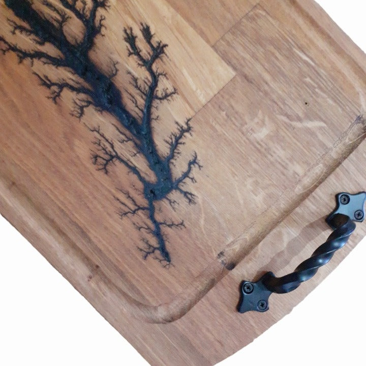 Tava din lemn Sculptata cu manere din Fier Forjat