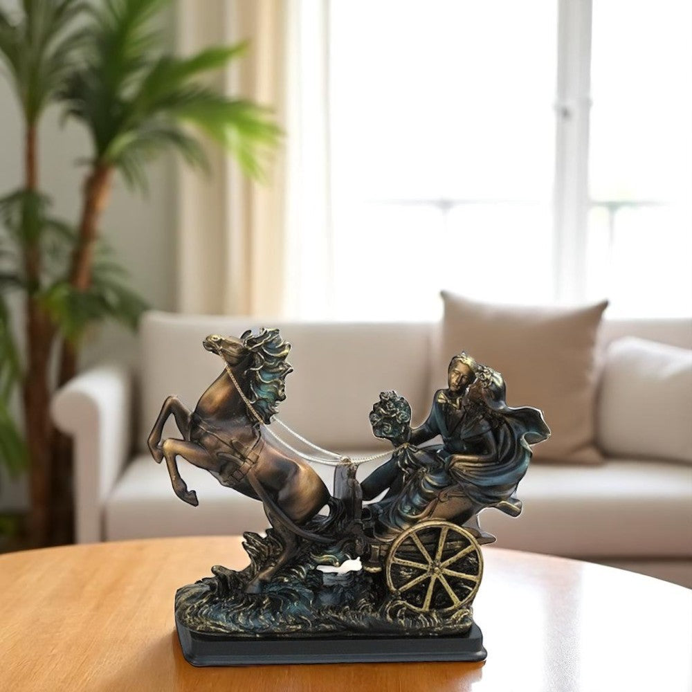 Decoratiune , Indragostiti in trasura, 32x30 cm, rasina