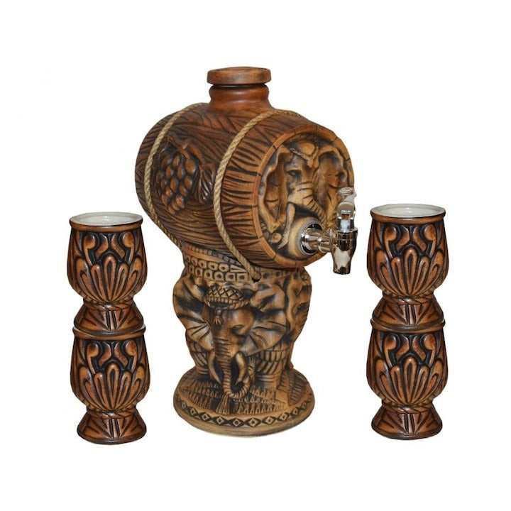 Set din ceramica Elefant, cu butoi pentru vin si patru pahare, Maro , 3.2 Litri