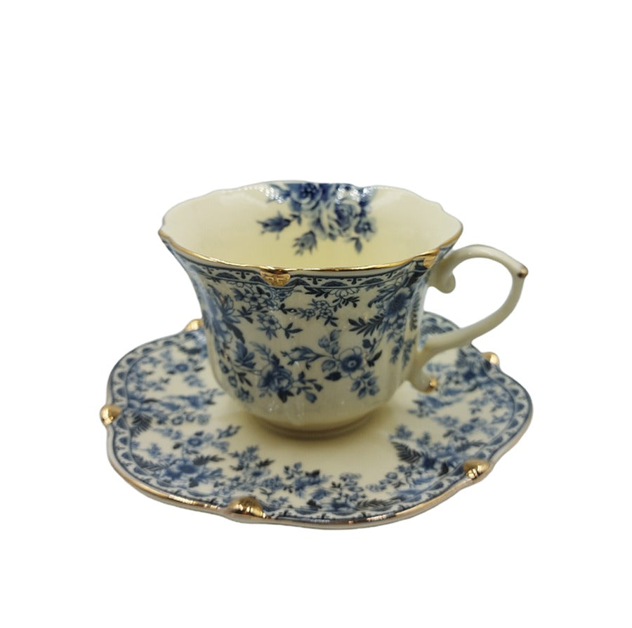 Set Cadou 2 Cesti cu Farfurii elegante, Cutie Cadou, Vintage