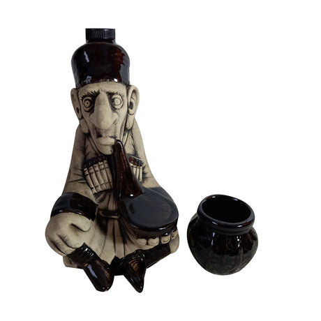 Set Ceramica pentru Tuica, Sticla 500 ml in forma de Batranel cu Pipa cu 3 Pahare 50 ml