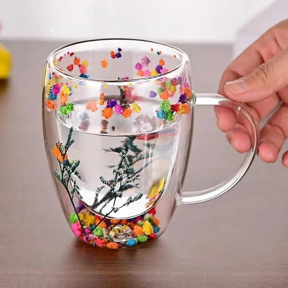 Set 6 Cani cu Pereti Dubli din sticla termorezistenta  , Flori Multicolore 350 ml si 6 Lingurite Aurii