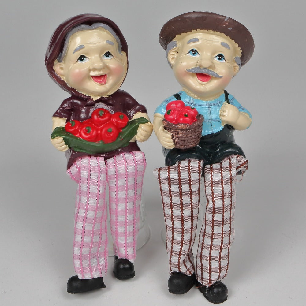 Set figurine Batranei gradinari din rasina cu picioare din textil, 15*5 CM