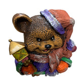 Figurina/Decoratiune Ursulet cu Felinar, pictata manual, rasina, 40 cm