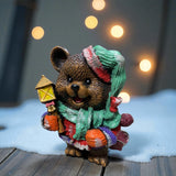 Figurina/Decoratiune Ursulet cu Felinar, pictata manual, rasina, 40 cm