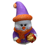 Figurina/Decoratiune Om de Zapada cu cadou, pictata manual, rasina, 28 cm