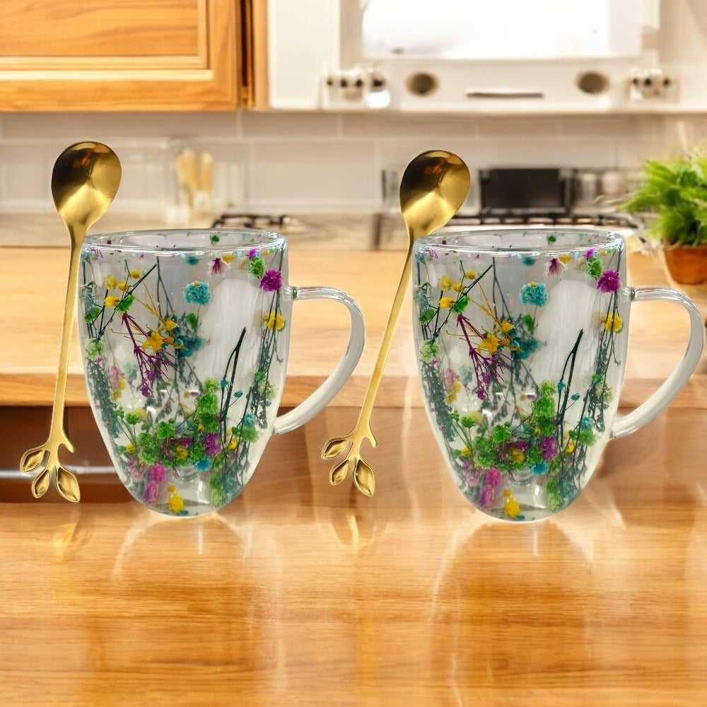 Set 2 Cani cu Pereti Dubli din sticla termorezistenta , Flori Multicolore 350 ml si 2 Lingurite Aurii